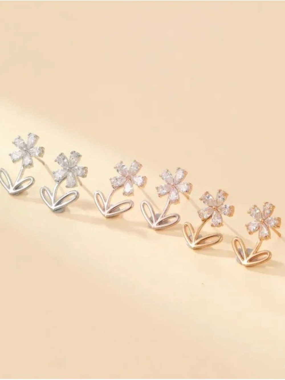 925 Sterling Silver Flower Zirconia Stud Earrings. Gold, Silver or Rose Gold
